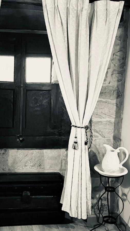 La Posada De Barro Infiesto Exteriér fotografie